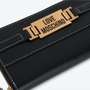 Love Moschino Plaque Zip Around Wallet